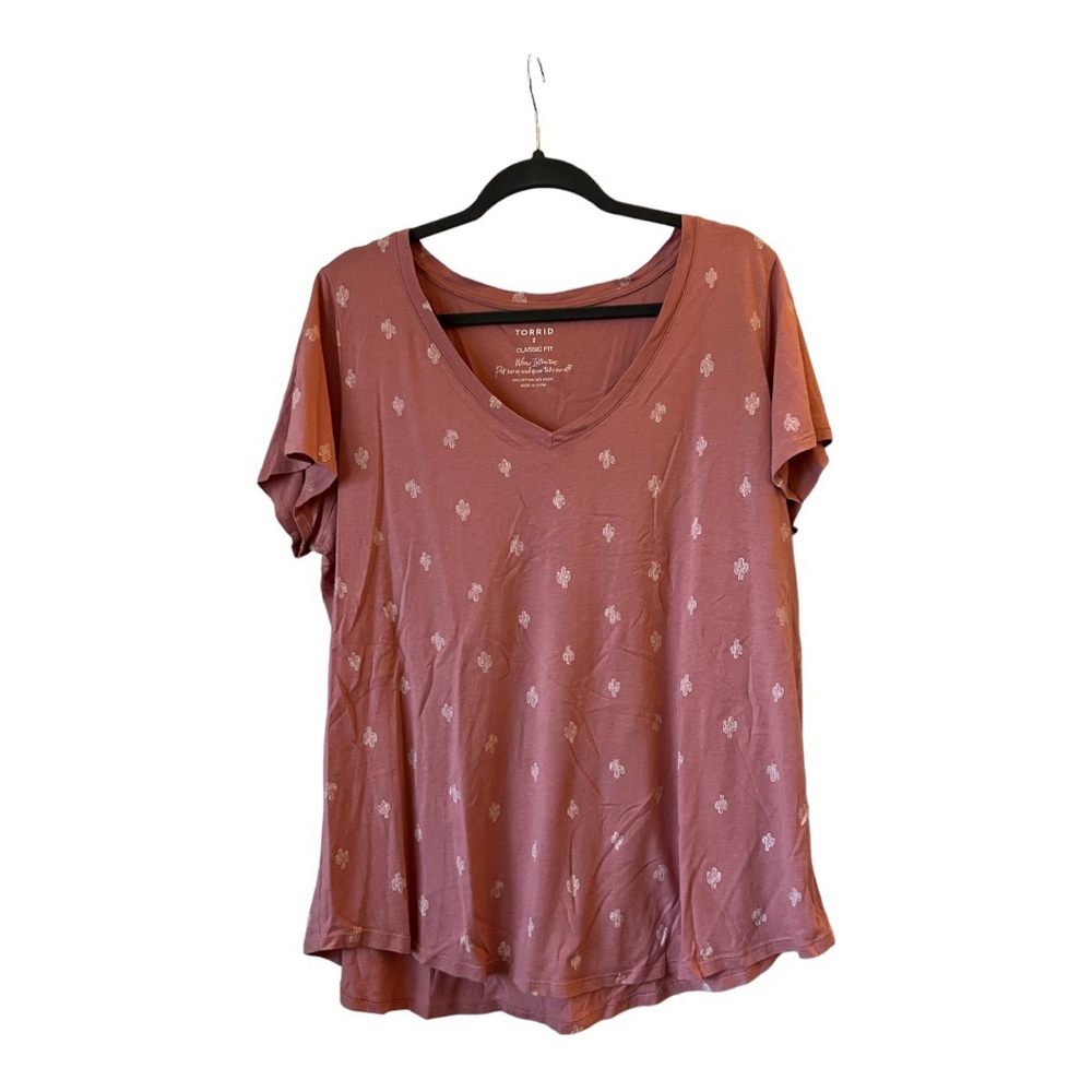 Dusty Pink T-Shirt with Cactus Pattern